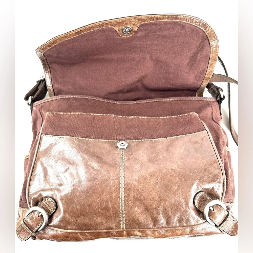Fossil  Brown Canvas Glazed Leather Large Messenger Bag Buckles Office School